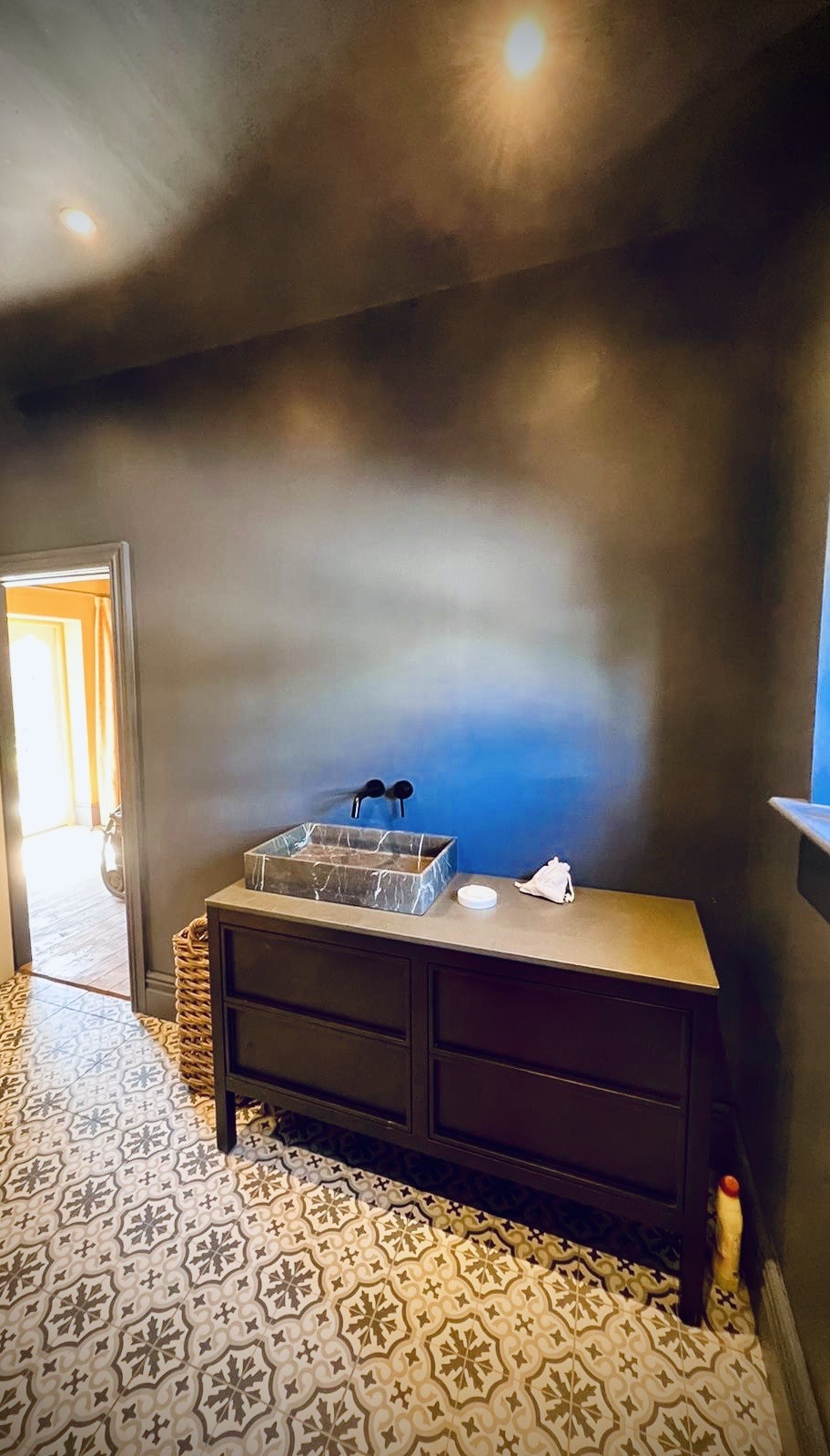 India Suite Bathroom
